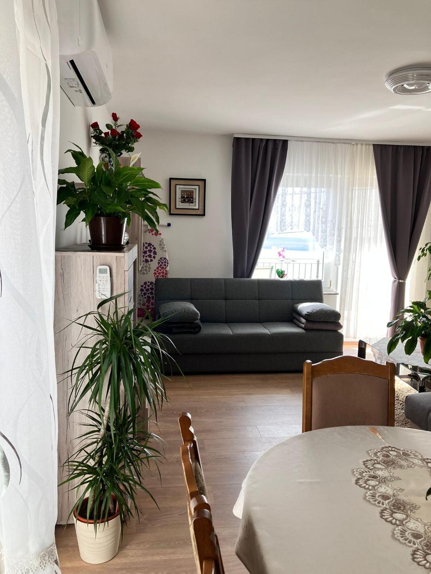 App Martina Apartment Dramalj Exterior photo